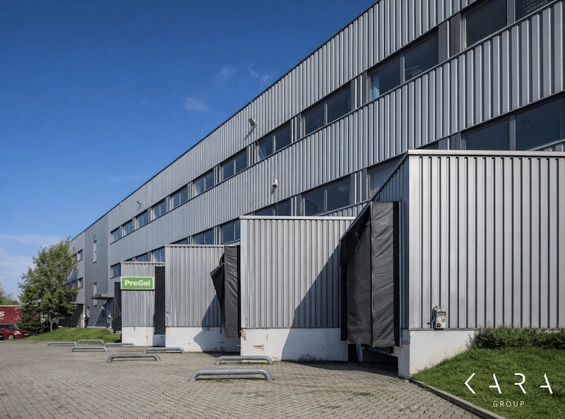 C-Moll Logisztikai Központ-1